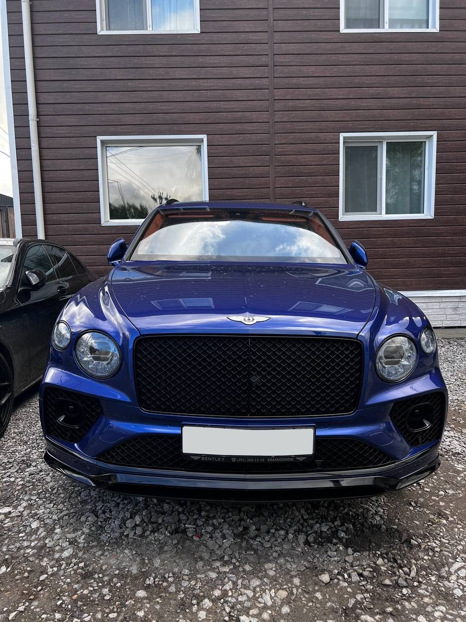 Работа студии МастерТон на Bentley — Бронирование плёнкой