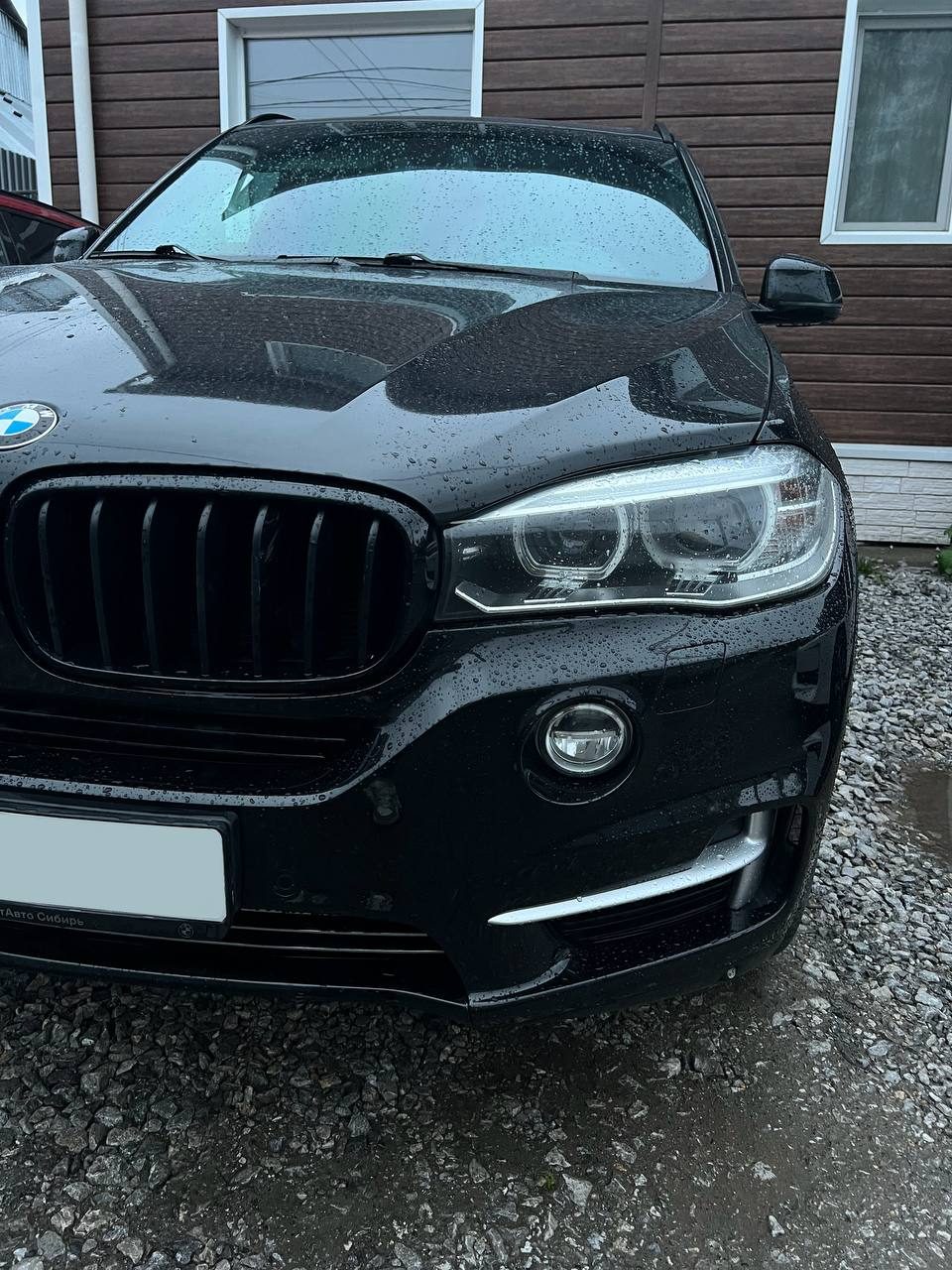 Работа студии МастерТон на BMW — Бронирование плёнкой