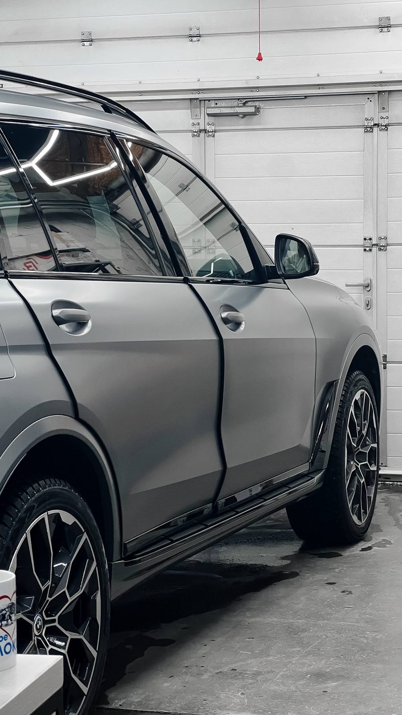 Работа студии МастерТон на BMW