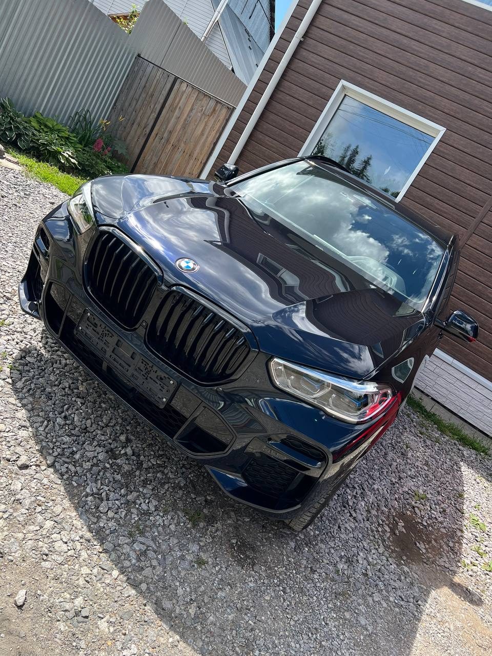 Работа студии МастерТон на BMW — Бронирование плёнкой