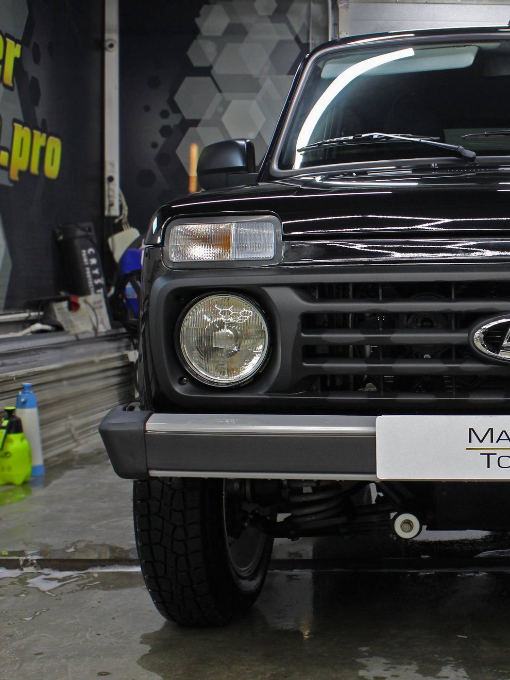 Работа студии МастерТон на Lada — Тонировка